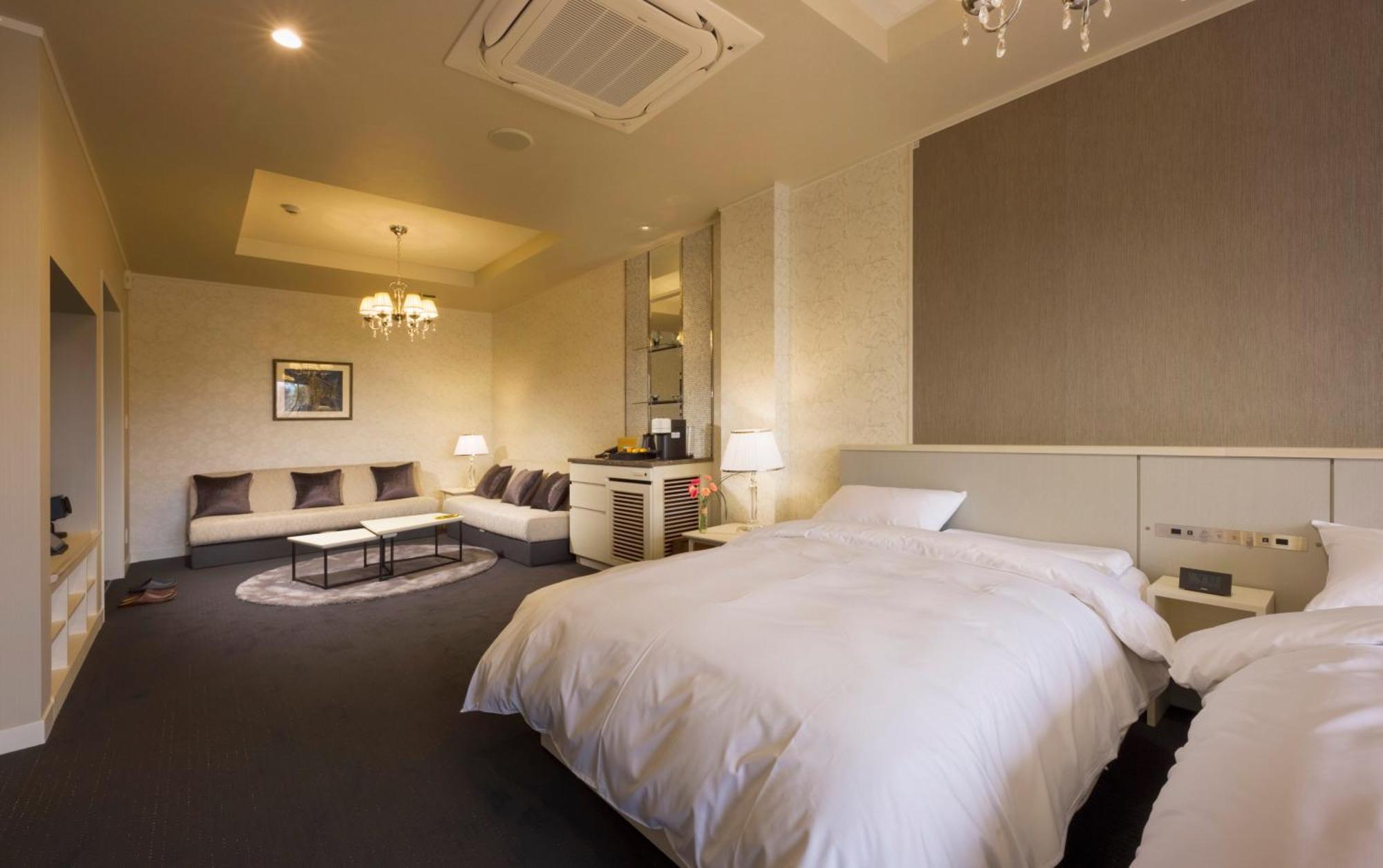 Katakura Silk Hotel Suwa  Exterior photo